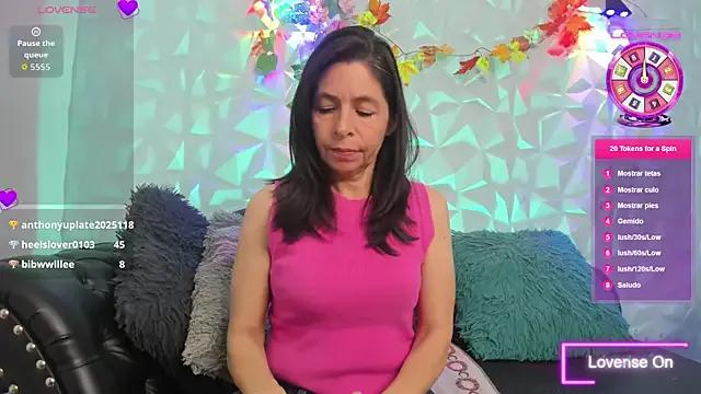 SabinaDeluxe_cg on StripChat