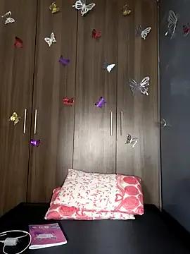 sahara1_ on StripChat