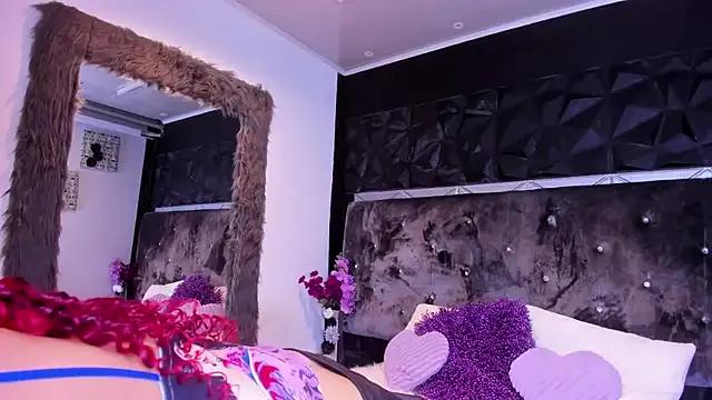 salem_rose on StripChat