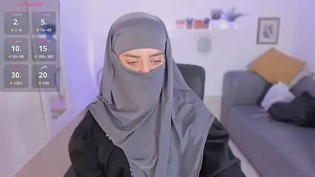 salma_arabicc on StripChat