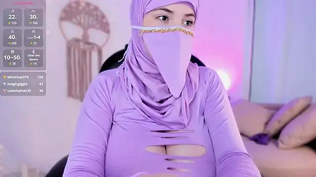 salma_isawwii on StripChat