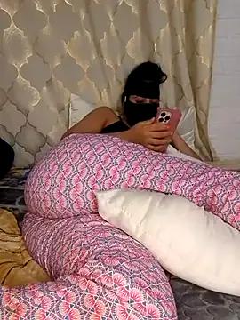 Samaarsexy23 on StripChat