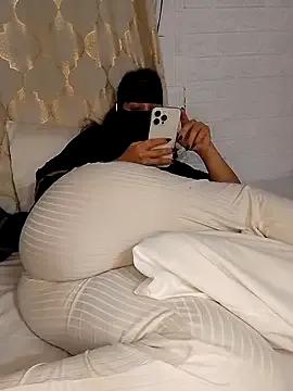 Samaarsexy23 on StripChat