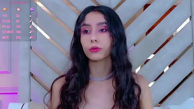 Sarah-Grace on StripChat