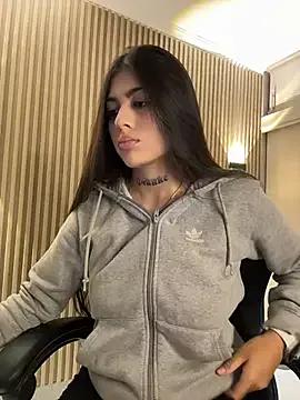 Sarasanders_4 on StripChat