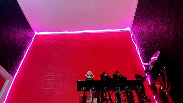 sarita_moller on StripChat