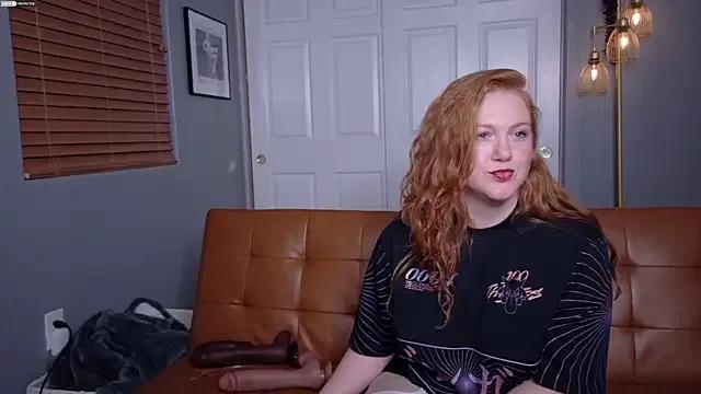 Scarlettredff on StripChat