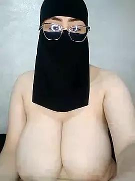Sexy__Arab on StripChat