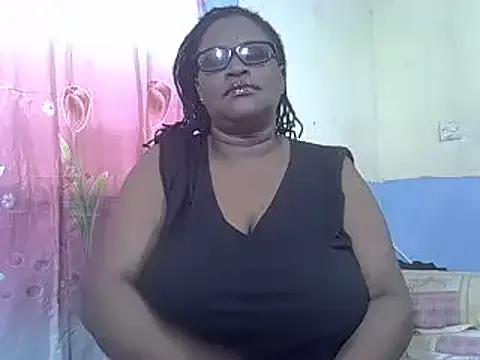 sexy_bigboobss on StripChat