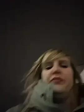 Sexybiene969 — Dildo BJ in tram