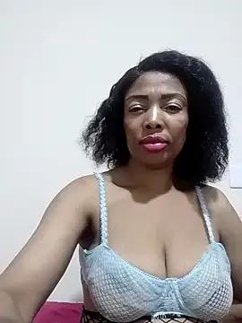 SEXYMOANSXX on StripChat