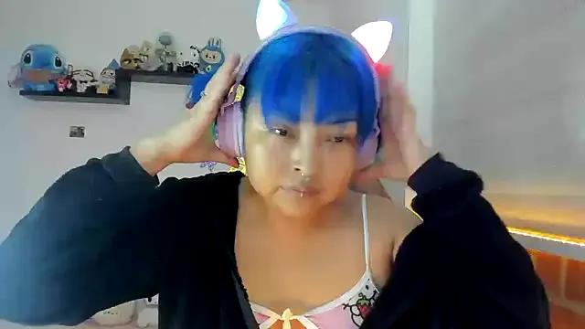 Shaddycute_ on StripChat