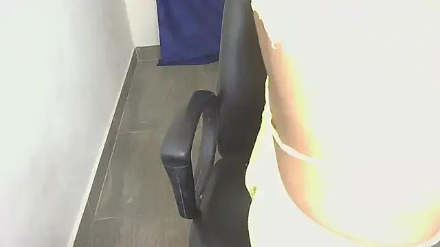 shakhi-queen on StripChat