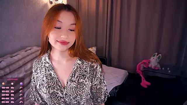 ShariTietge on StripChat