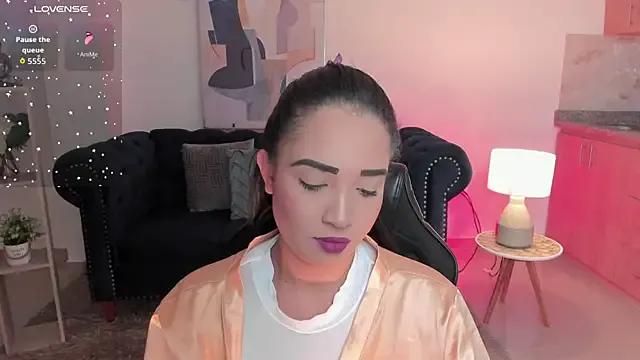 Sharon_breezee on StripChat