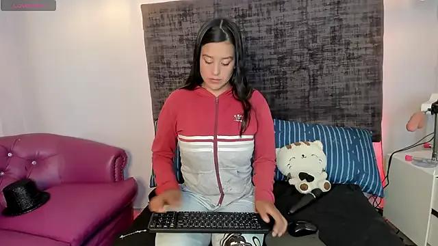 sharoncute1 on StripChat