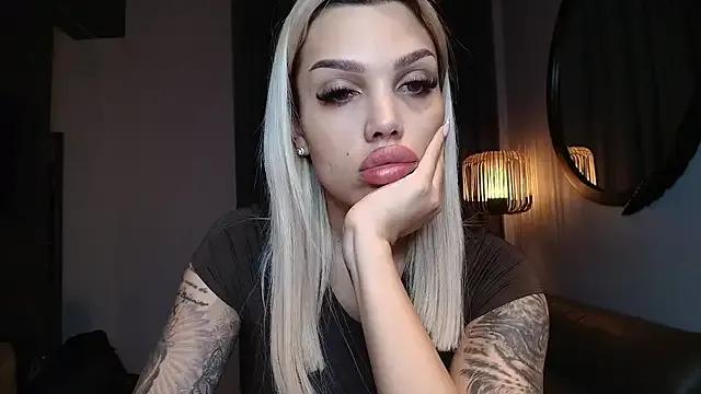 shayblonde on StripChat