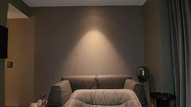 shayblonde on StripChat