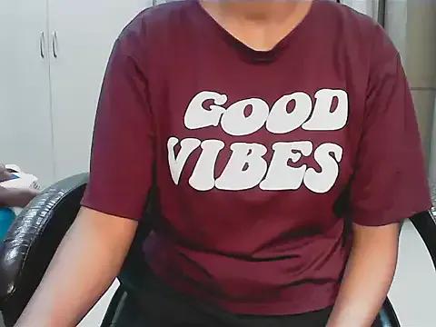 short_girl_ on StripChat