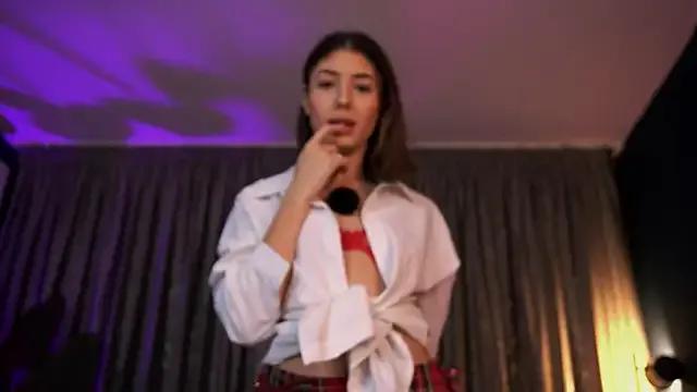 ShyCollegeBB on StripChat