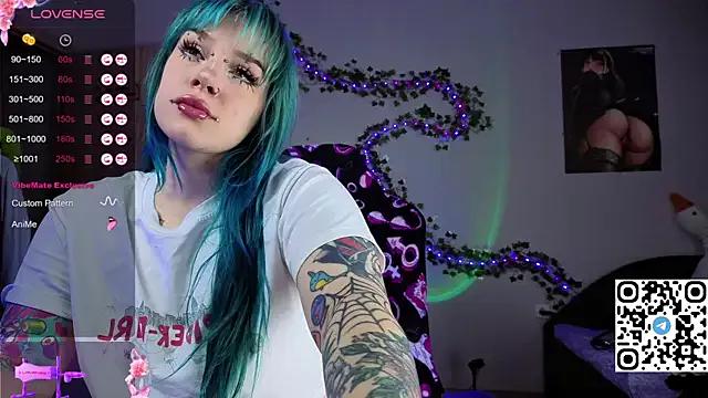 Silvia_Santorskii on StripChat