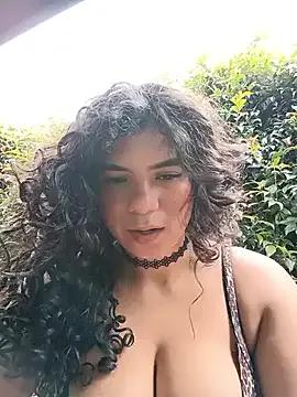 Simone_Miller on StripChat