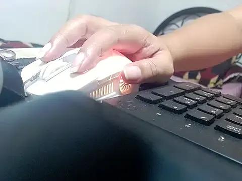 SKINNYMONSTERCOCK — Freechat on StripChat