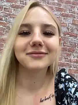 Sky_Cutie on StripChat