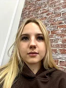 Sky_Cutie on StripChat