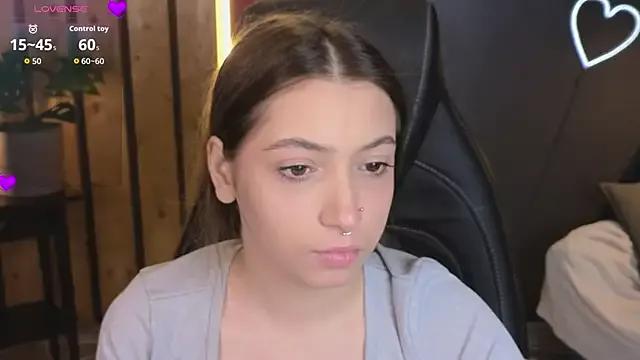 slow_flower on StripChat