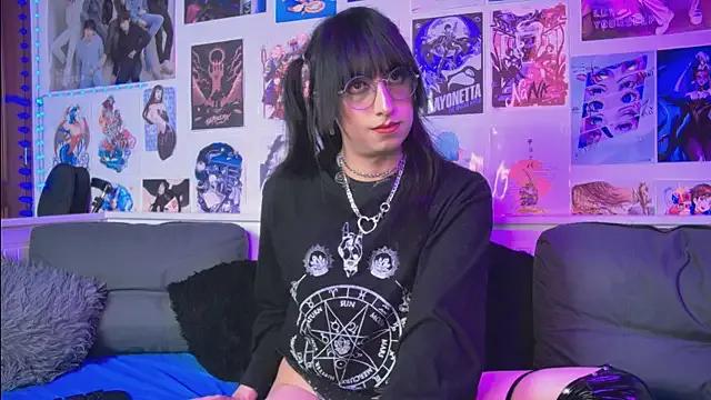 snowblack_ on StripChat