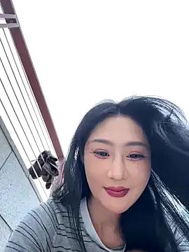 so-linger on StripChat