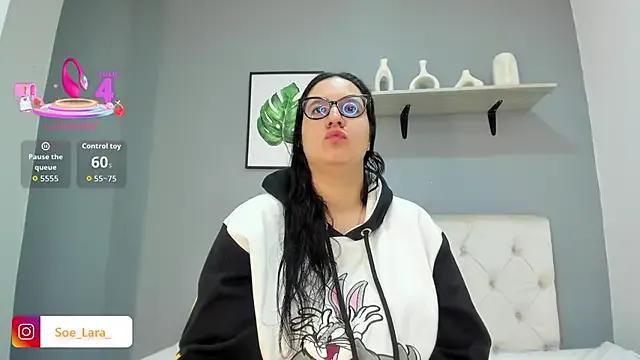 Soe_Lara on StripChat