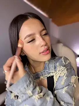 Sofia18_pinkk on StripChat