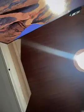 Sofia_Collins- on StripChat