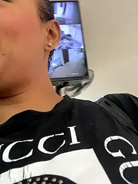 sofia_xxx02 on StripChat