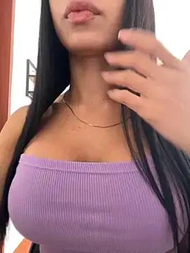 Sofizuly on StripChat