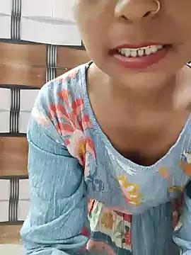 Soni_cute86526 on StripChat