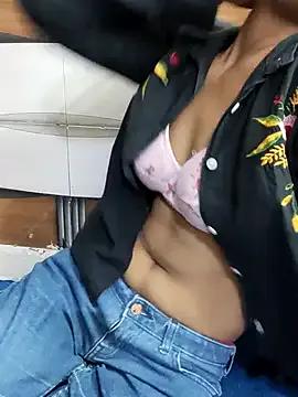 Soni_cute86526 on StripChat
