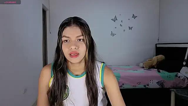 sophia_ramirez12 on StripChat