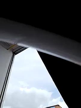 sorpresa_x on StripChat