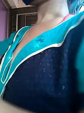 Starling_Zara on StripChat