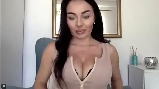 StellaSensual on StripChat