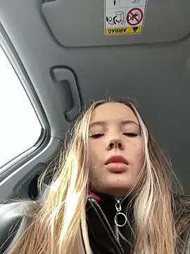 StephanieMur on StripChat