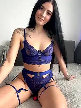 Sugarlina on StripChat