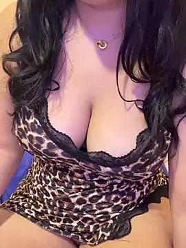 Sukara_bb on StripChat