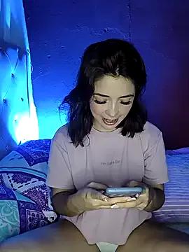 summi10 on StripChat