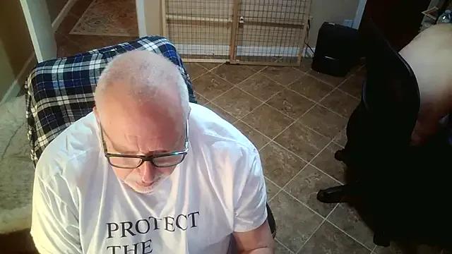 superbearboss on StripChat