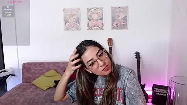 Susanahendrix on StripChat