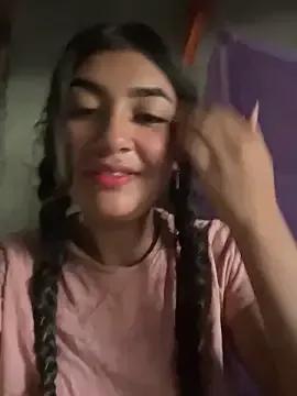 Sweed-virgin-pussy on StripChat